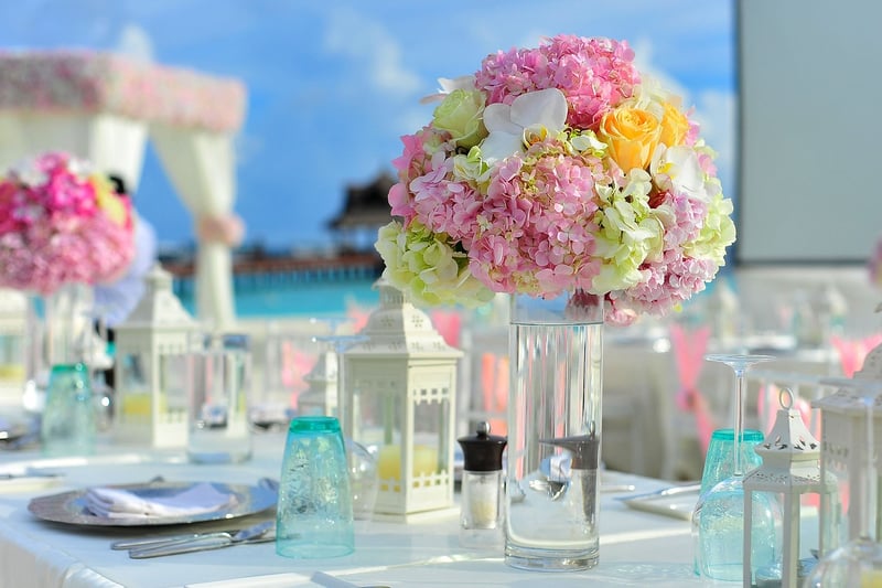 Vintage Glamour Wedding Decor